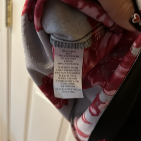 Size 16 Fitted Red Flowered Tea Length Dress - Picture 5 of 5